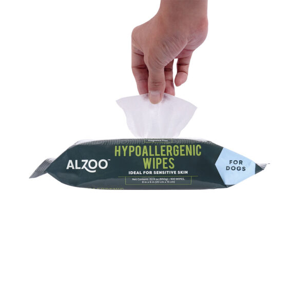 Plant based grooming hypoallergenic wipes for dogs